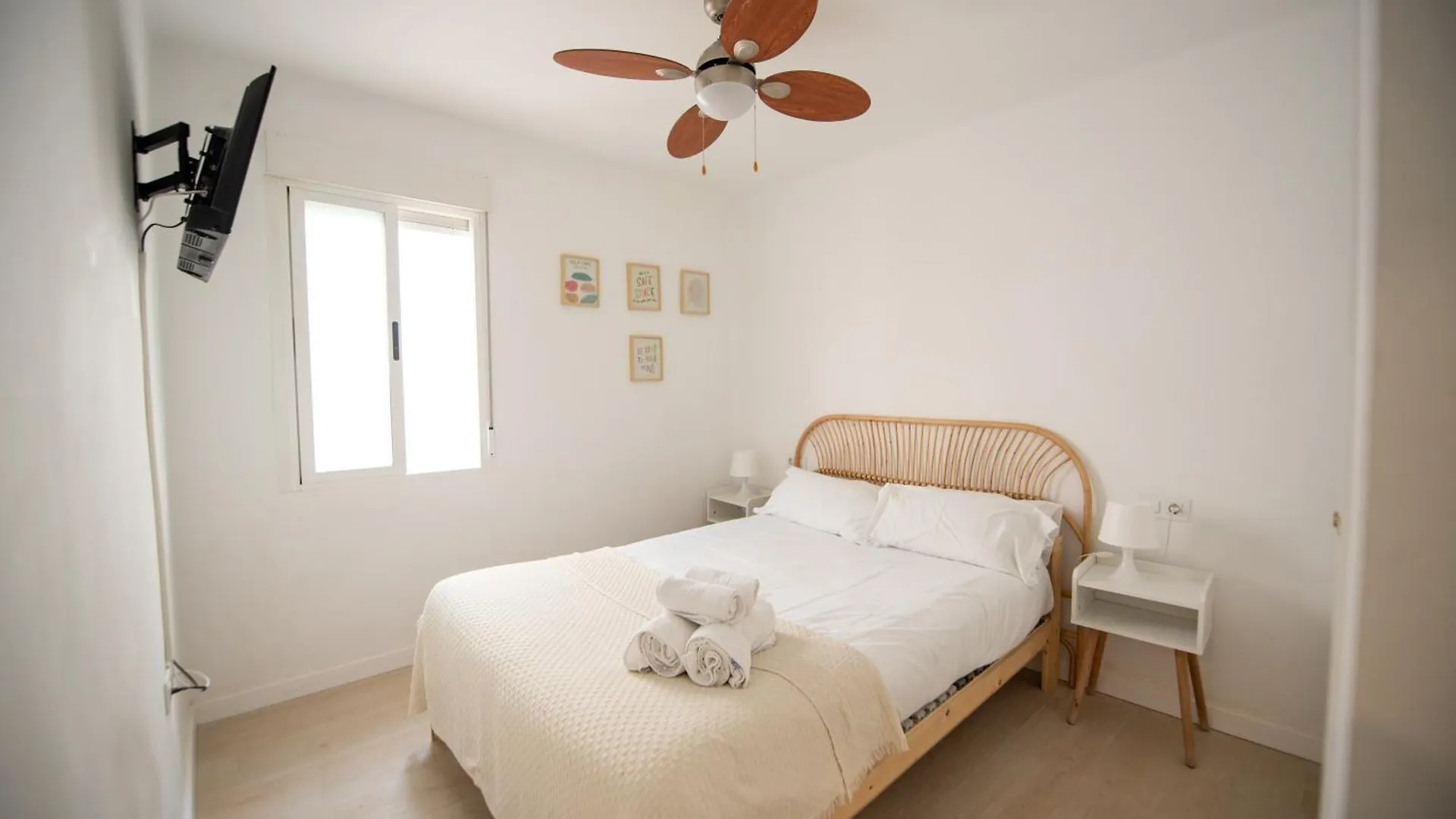 Nuevo Apartamento Malaga Centro Con Parking 0*,