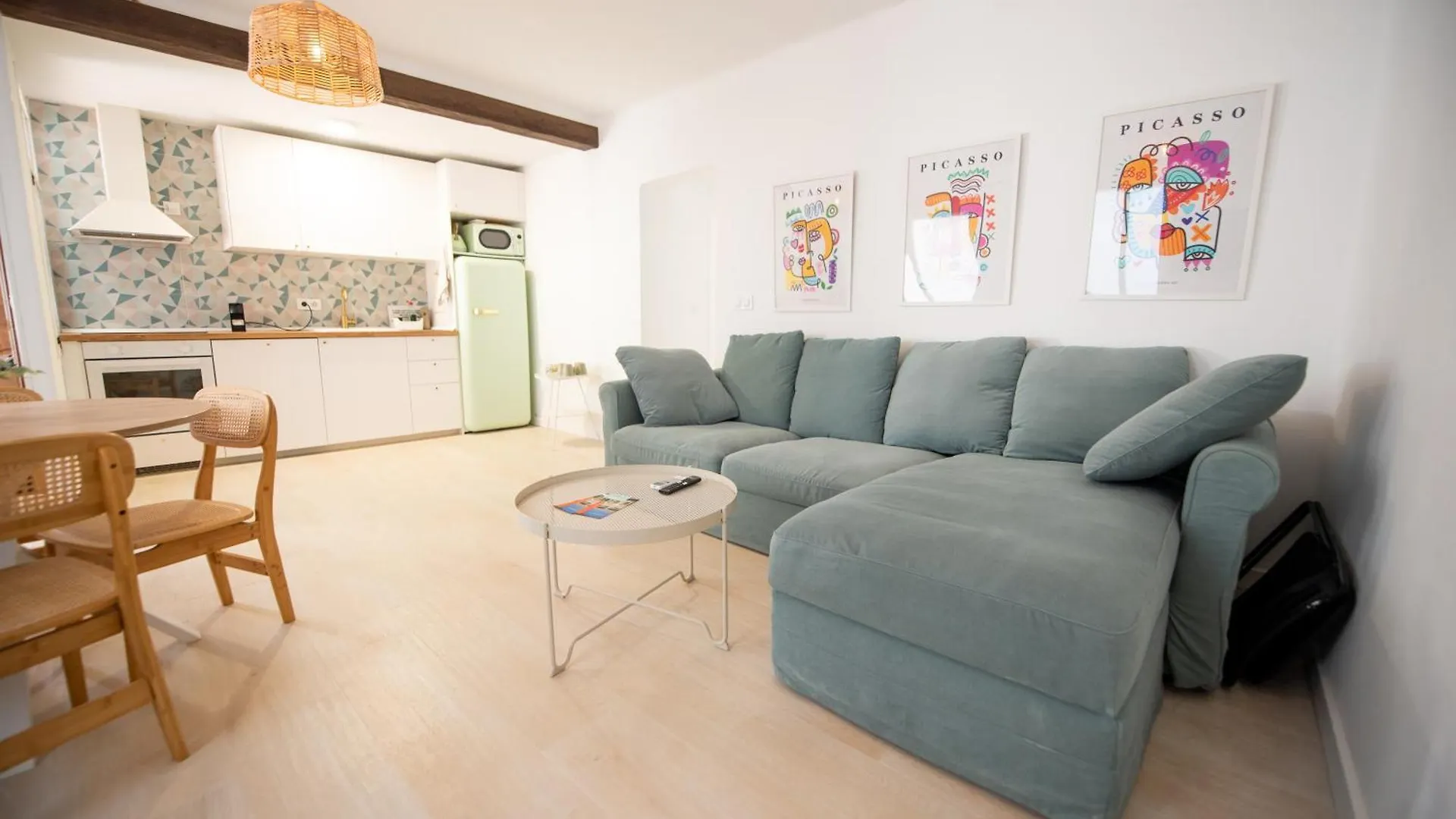 Nuevo Apartamento Malaga Centro Con Parking location