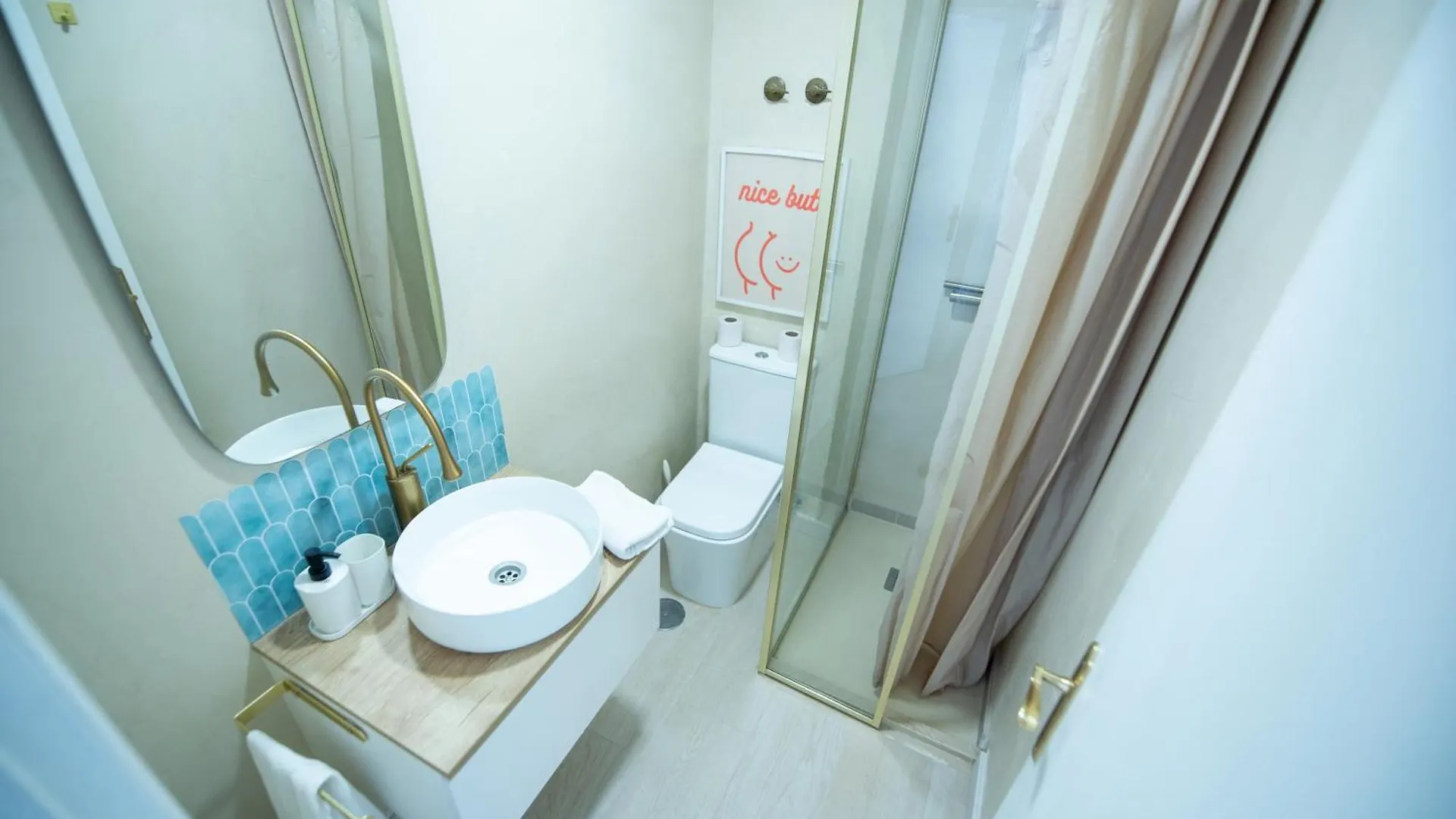 Nuevo Apartamento Malaga Centro Con Parking Lägenhet
