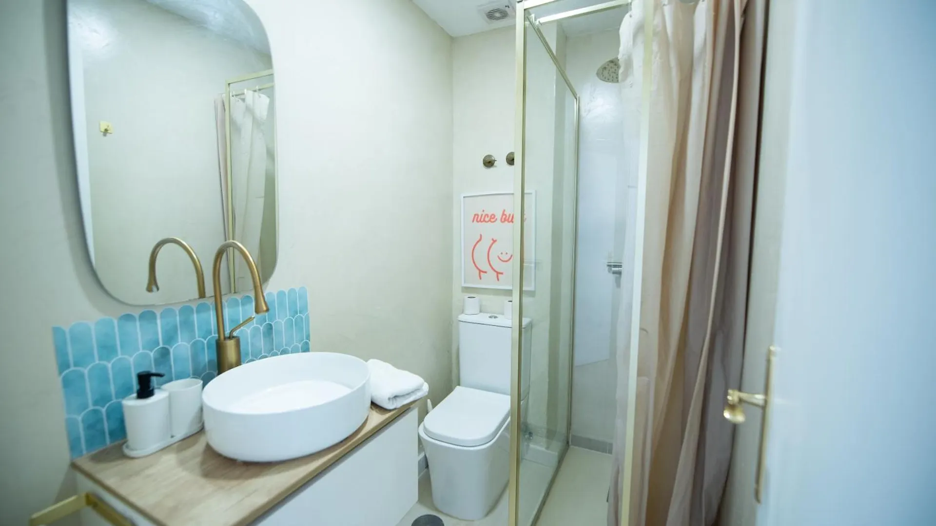 Nuevo Apartamento Malaga Centro Con Parking 0*,