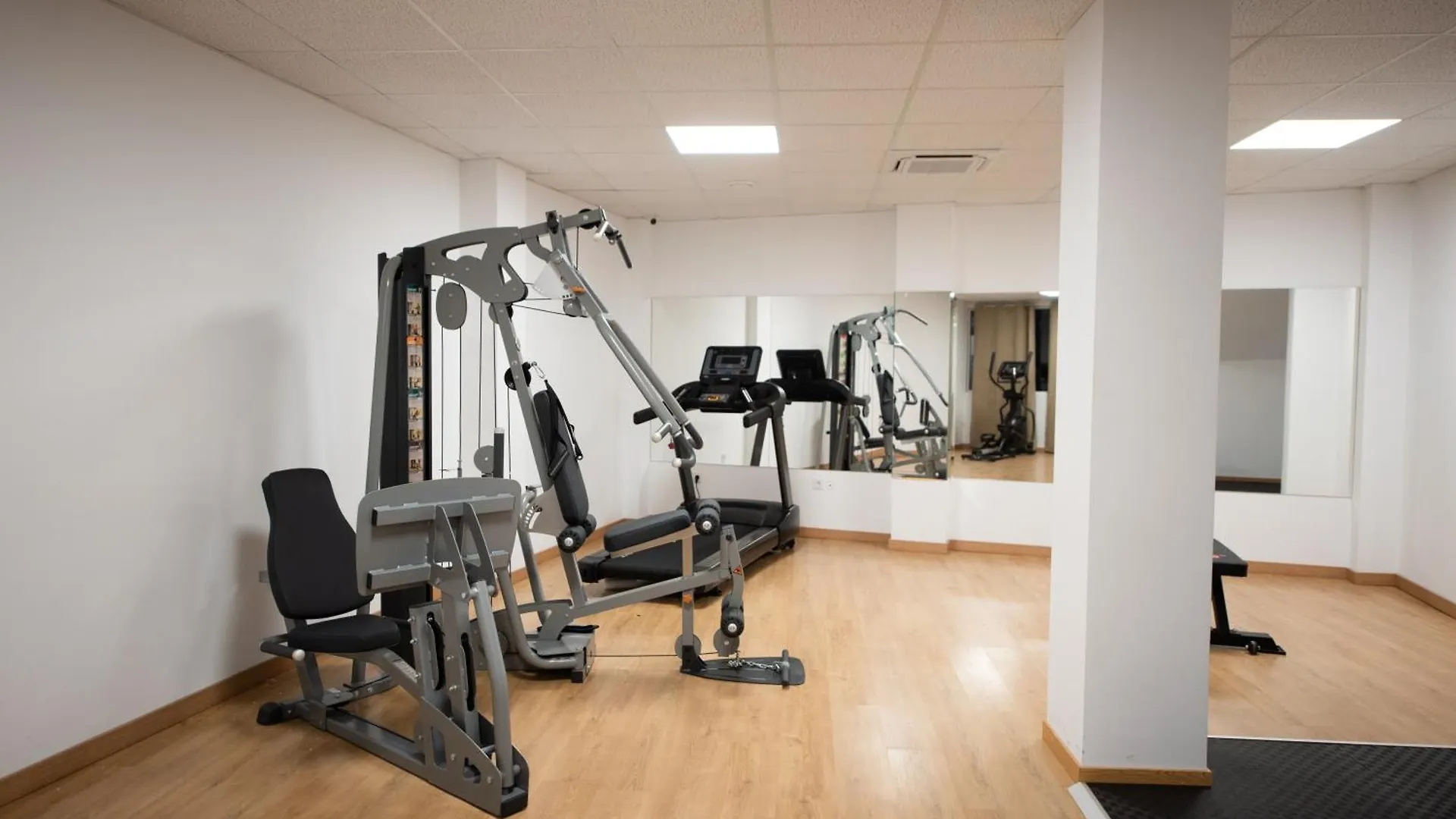 Lägenhet Nuevo Apartamento Malaga Centro Con Parking